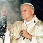 Człowiek, którego egzorcyzmował Jan Paweł II „Był we mnie demon, ale Papież mnie uratował” (NAGRANIE)